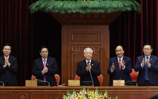 T.Ư khóa XIII họp lần thứ nhất bầu Bộ Chính trị, Tổng bí thư