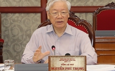 Bộ Chính trị: Xem xét cho tổ chức, cá nhân mua, cung cấp vắc xin ngừa Covid-19