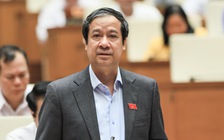 Bộ trưởng GD-ĐT: Nhiều lần yêu cầu tiết kiệm để giá sách giáo khoa thấp nhất