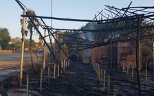 Bà hỏa thiêu rụi 3 quán cà phê giáp ranh Bình Dương và Bình Phước