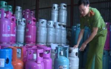 Bắt quả tang cơ sở sang chiết gas lậu thành gas có thương hiệu nổi tiếng