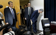 Bộ trưởng Chính sách kinh tế và tài chính Nhật từ chức