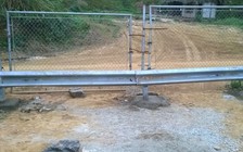 Cao tốc, quốc lộ: Rào xong dân lại phá