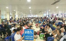 Méo mặt vì chậm, hủy chuyến: Hãng hàng không đổ lỗi cho sân bay