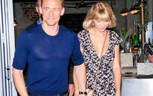 Tom Hiddleston thổ lộ điều khó khăn nhất khi hẹn hò với Taylor Swift