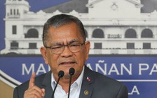 Tổng thống Duterte cách chức bộ trưởng nội vụ