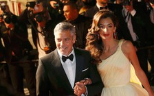 Vợ chồng George Clooney giúp 3.000 trẻ tị nạn đến trường