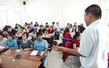 Giảng viên vật lộn giữa nghiên cứu và mưu sinh