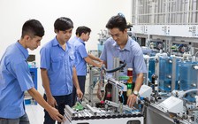 Đột phá hoặc giải thể trường nghề