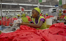 42 tỉ phú giàu ngang 3,7 tỉ người