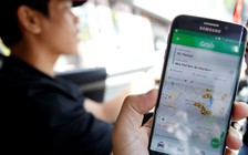 Hãng taxi đầu tiên đóng cửa vì cạnh tranh không lại Grab, Uber