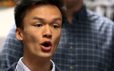 Nam sinh gốc Việt giành học bổng danh giá