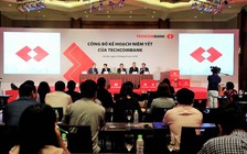 Cổ phiếu Techcombank giảm mạnh khi vừa chào sàn