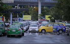 Bùng nổ taxi công nghệ, TP đề nghị tạm dừng đề án quy hoạch phát triển