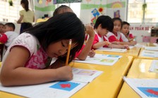 Áp lực gia tăng học sinh lớp 1