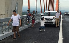 Quảng Ninh thu phí cầu Bạch Đằng từ 15.10
