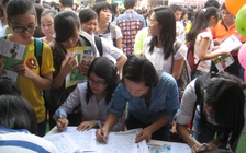 Sinh viên mới tốt nghiệp khó tìm việc, vì sao?