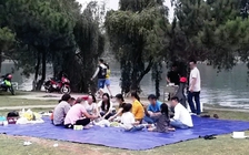 Đà Lạt mạnh tay xử lý hàng rong và xả rác quanh hồ Xuân Hương