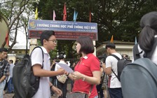 Thi lớp 10 ở Hà Nội: Điểm trên trung bình nhiều là do ra đề an toàn, truyền thống?