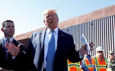 Tổng thống Trump phản pháo cuộc điều tra luận tội