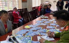 Khởi tố 3 bị can in, bán vé xem bóng đá giả