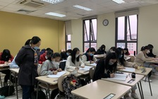 Dịch bệnh do vi rút Corona: Không cho nghỉ, học sinh cũng tự nghỉ