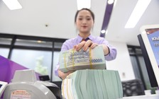 Ngân hàng đồng loạt giảm lãi suất cho vay