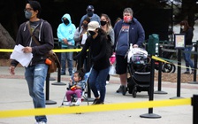 Nhiều nơi tái phong tỏa vì Covid-19