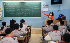 Tựu trường, khai giảng ra sao ?