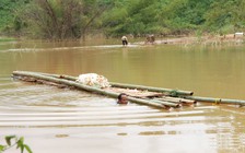 Thủy điện tích nước nhấn chìm đường dân sinh