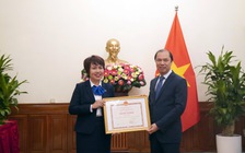 Thông tin kịp thời, đầy đủ