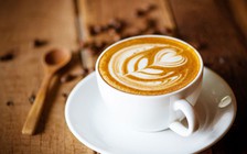 Uống cà phê sao có người lại buồn ngủ?