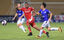 Bóng đá Việt Nam lại một phen ‘chóng mặt’