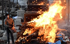 Nhiều nước khẩn cấp ứng phó với Covid-19