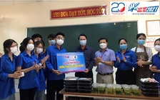 Cung cấp suất ăn nhà hàng miễn phí cho thí sinh