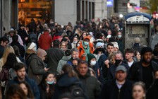 Biến thể Omicron và nguy cơ do lơi lỏng phòng dịch