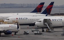 Hàng không thế giới lao đao vì Omicron