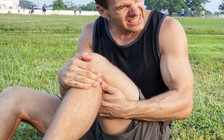 Cholesterol cao: Dấu hiệu cảnh báo ở chân khi bạn tập thể dục