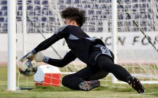 Bất an với màn thể hiện của thủ thành Bùi Tiến Dũng