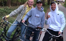 Văn Hậu bị cắt giảm lương tại Heerenveen