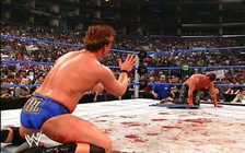 Những chấn thương kinh hoàng trong làng đấu vật WWE