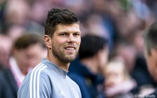 Đội bóng của Văn Hậu chiêu mộ hụt siêu sao Huntelaar