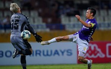 Bùi Tiến Dũng bị ‘ném đá’ tơi bời khi mắc lỗi khiến TP.HCM bại trận