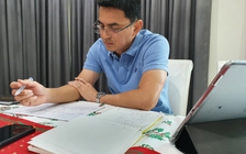 HLV Kiatisak họp trực tuyến ban huấn luyện HAGL hàng ngày