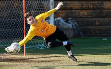 Thủ môn Đặng Văn Lâm tới tấp nhận tin vui