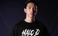 Đoàn Văn Hậu vừa trị chấn thương vừa làm người mẫu thời trang cho thủ môn Bùi Tiến Dũng