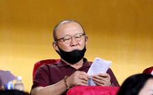 HLV Park Hang-seo phản ứng ra mặt khi ‘trò cưng” ở đội Hà Nội bị cầu thủ Thanh Hóa ‘đánh nguội’