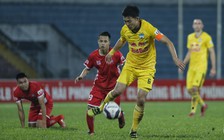 Vừa thắng CLB Hải Phòng, HLV Kiatisak nhận hung tin về Xuân Trường, Kim Dong-su