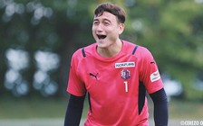 Sau Văn Hậu đến lượt Văn Lâm phải nghỉ dài hạn ở tuyển Việt Nam