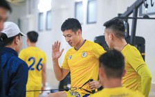 Đỗ Hùng Dũng trở lại tập luyện chờ ngày tái xuất tuyển Việt Nam